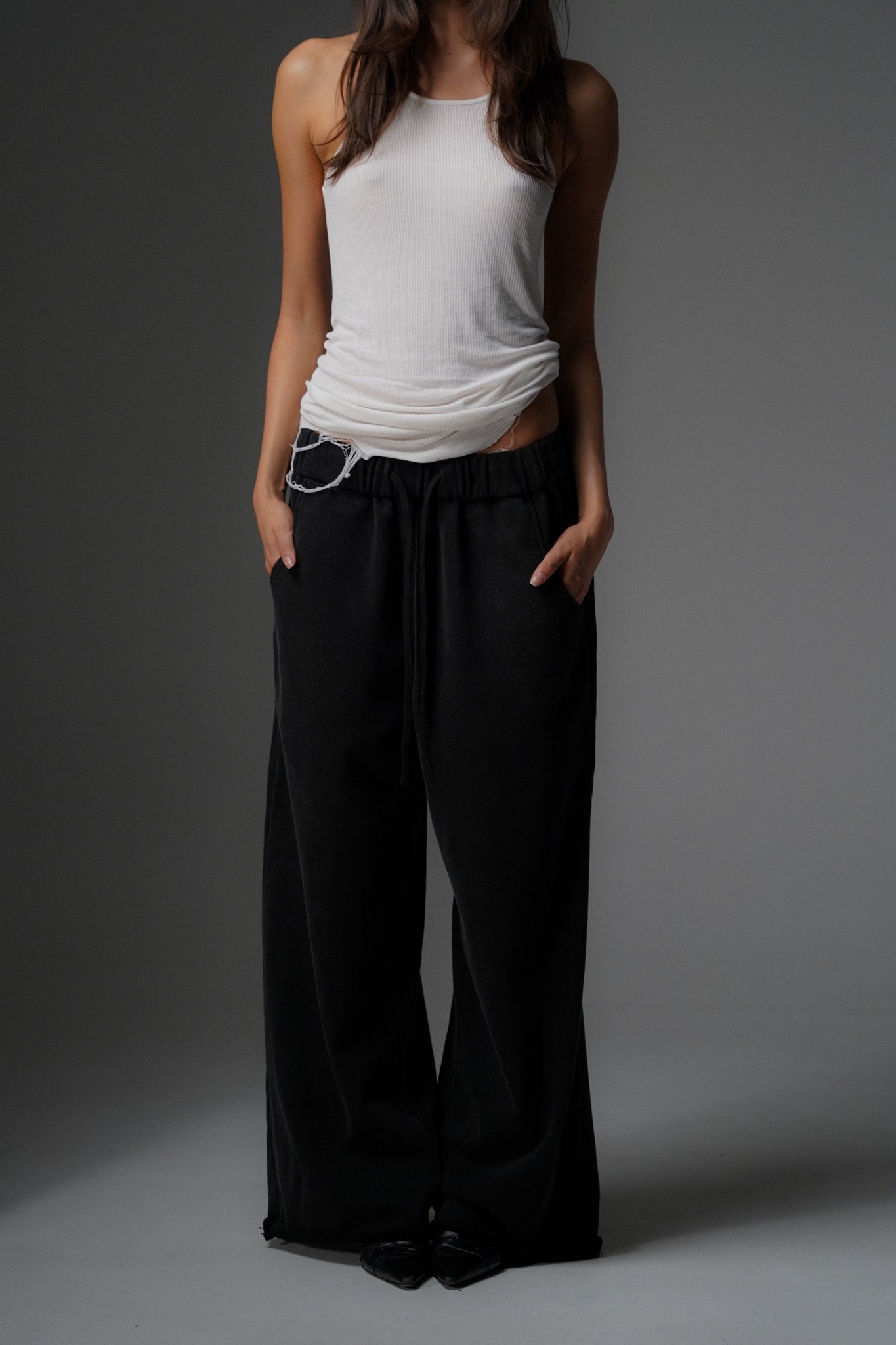 STUDIO SWEATPANTS [VINTAGE BLACK]